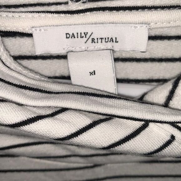 Plus size- Womens striped long sleeve with hood. - Picture 4 of 8